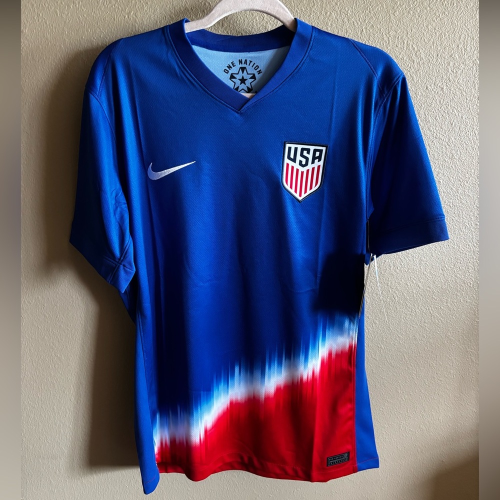 Nike Men's Soccer Jersey Blue Red
